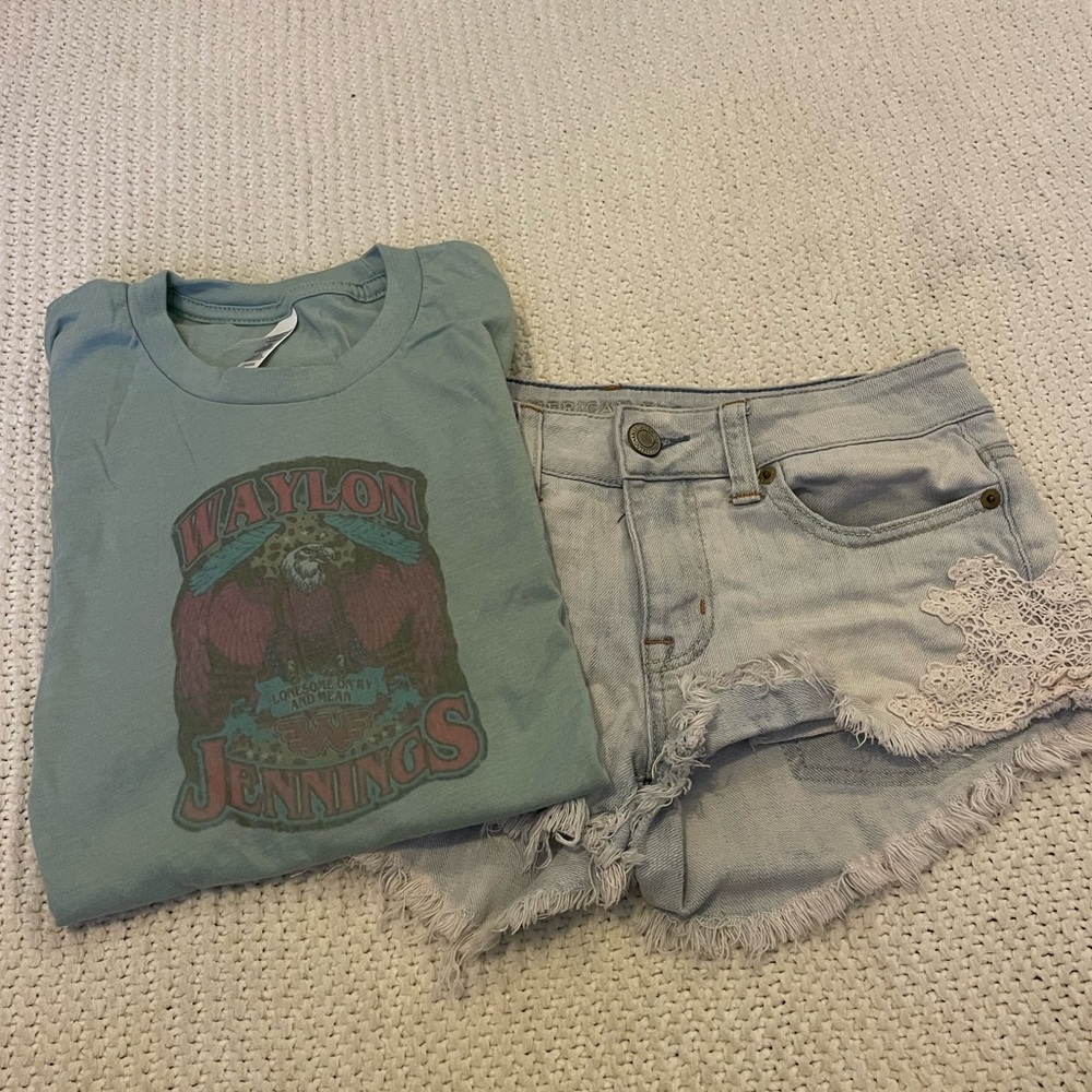 Waylon Jennings tee
